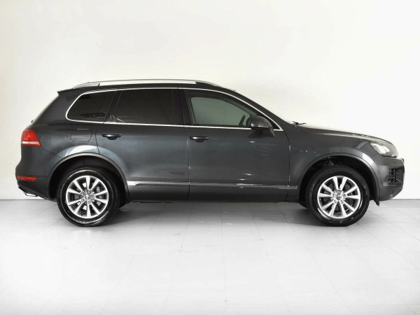 Volkswagen Touareg, II фото №4