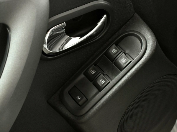 Renault Duster, I Рестайлинг фото №10