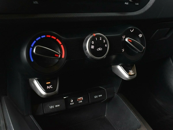 Kia Rio, IV фото №8