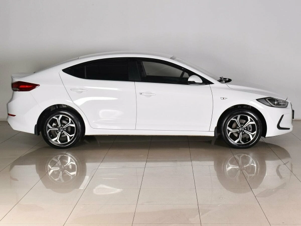 Hyundai Elantra, VI (AD) фото №4