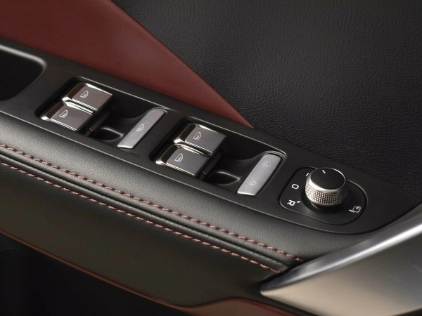 Geely Coolray, I фото №11