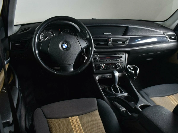 BMW X1, I (E84) фото №6