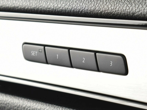 Volkswagen Touareg, II фото №13