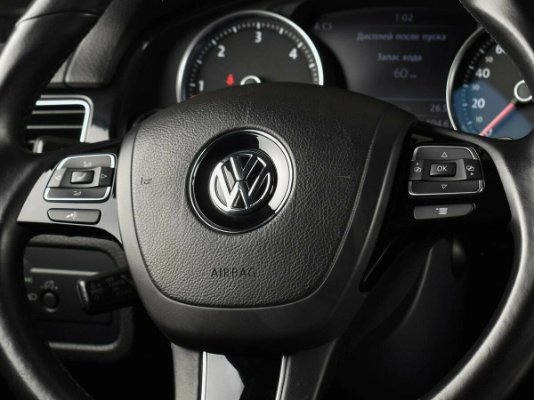 Volkswagen Touareg, II фото №15