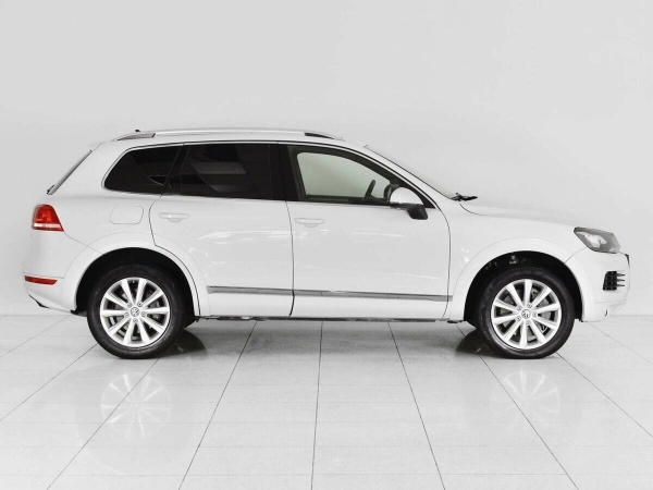 Volkswagen Touareg, II фото №4