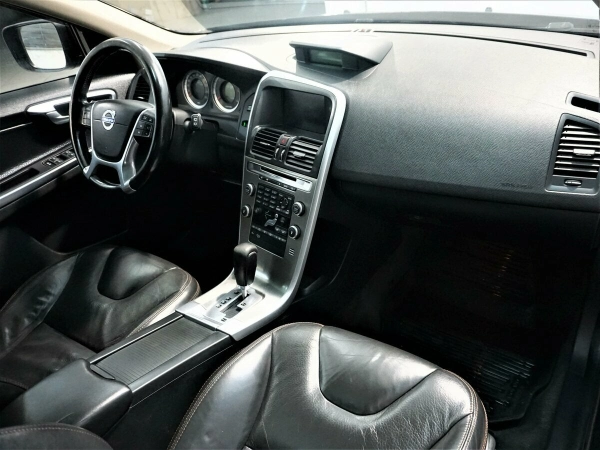 Volvo XC60, I фото №7