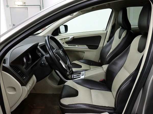 Volvo XC60, I фото №9
