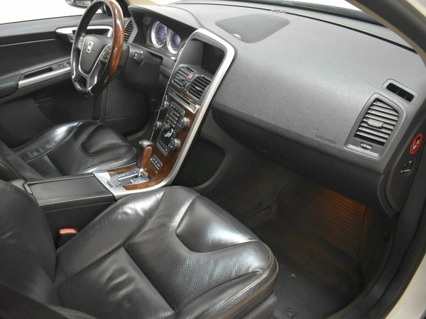 Volvo XC60, I фото №7