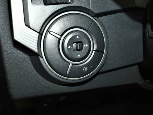 SsangYong Kyron, I Рестайлинг фото №10