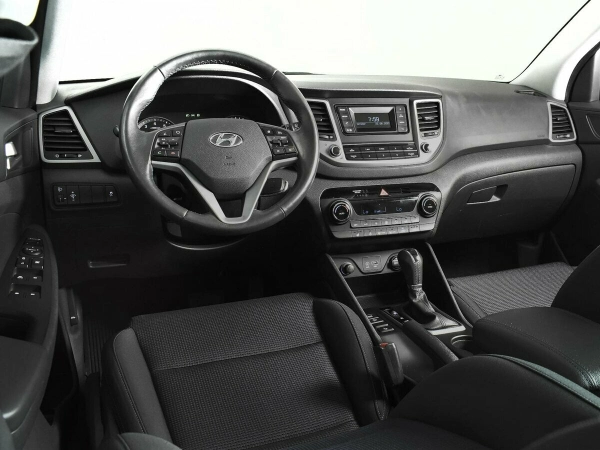Hyundai Tucson, III фото №6
