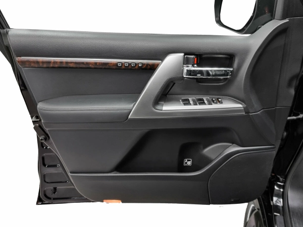Toyota Land Cruiser, 200 Series Рестайлинг 1 фото №10