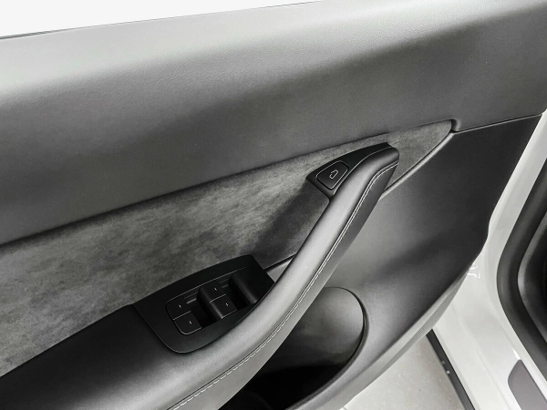 Tesla Model Y, I фото №11