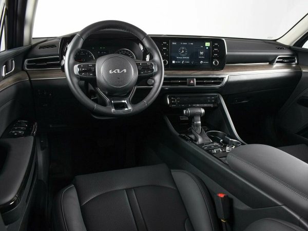 Kia K5, III фото №6