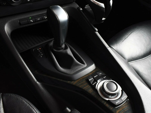 BMW X1, I (E84) фото №8