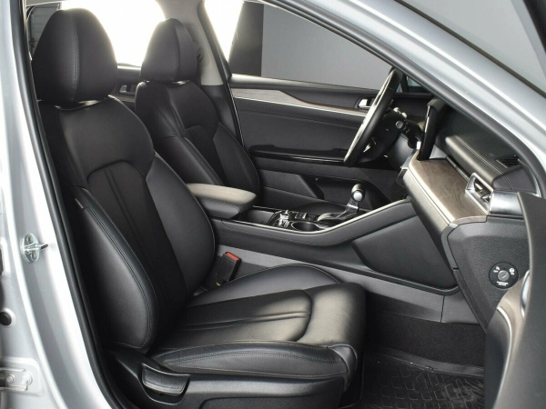 Kia K5, III фото №6
