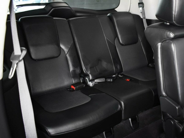 Infiniti QX80, I Рестайлинг фото №17