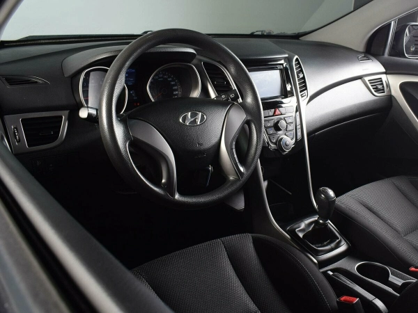 Hyundai i30, II фото №6