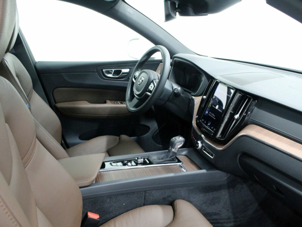 Volvo XC60, II фото №11