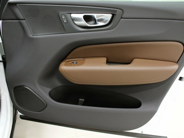 Volvo XC60, II фото №20