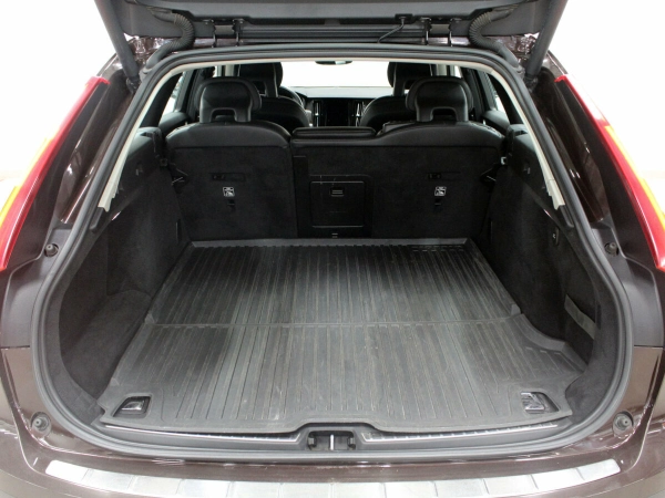 Volvo V90 Cross Country, I фото №7