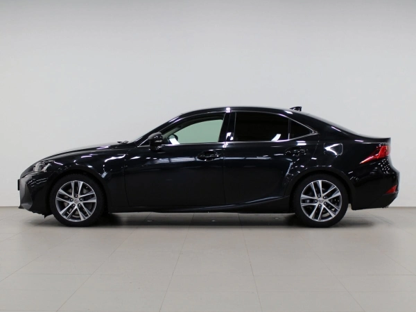 Lexus IS, III Рестайлинг фото №7