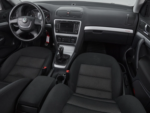 Skoda Octavia, II (A5) Рестайлинг фото №10
