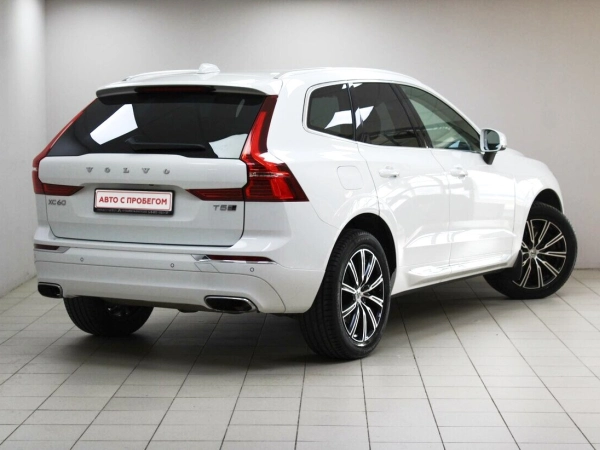 Volvo XC60, II фото №3
