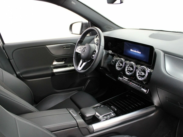 Mercedes-Benz GLA, II (H247) фото №10
