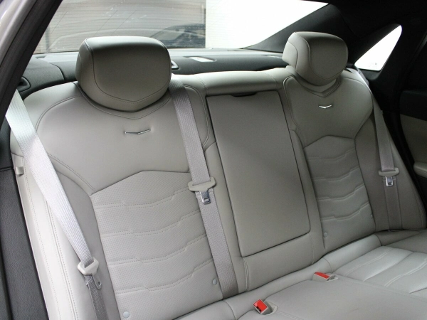 Cadillac CT6, I фото №20