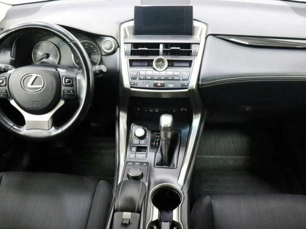 Lexus NX, I фото №10
