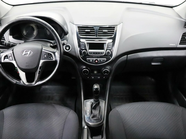 Hyundai Solaris, I Рестайлинг фото №10