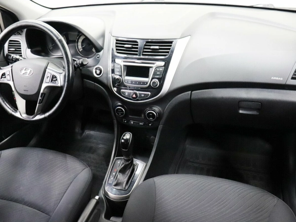 Hyundai Solaris, I Рестайлинг фото №11
