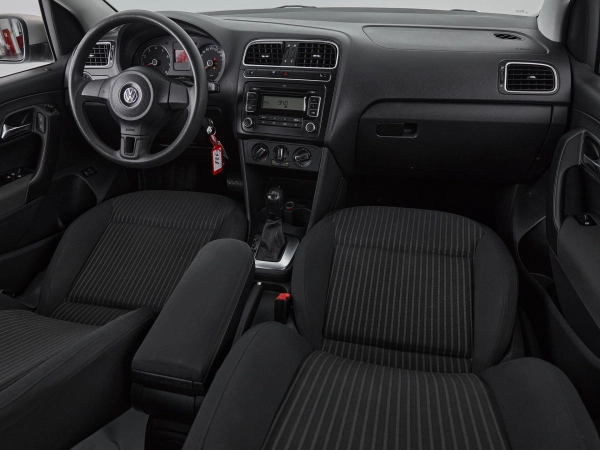 Volkswagen Polo, V фото №9