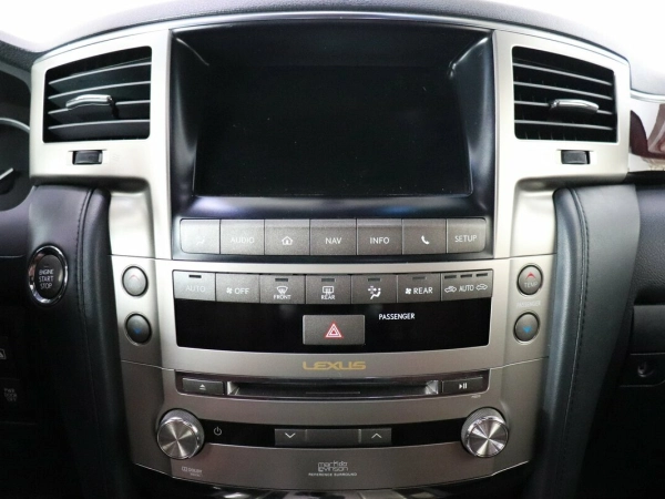 Lexus LX, III Рестайлинг 2 фото №11