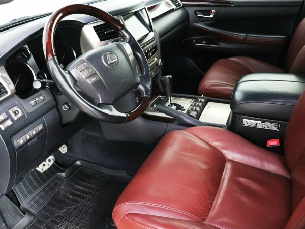 Lexus LX, III Рестайлинг 2 фото №12
