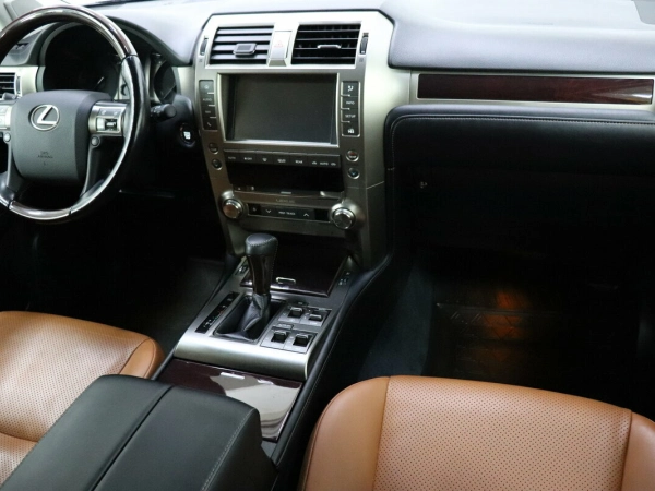 Lexus GX, II Рестайлинг фото №10