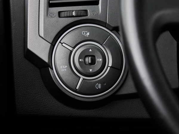 SsangYong Kyron, I Рестайлинг фото №19