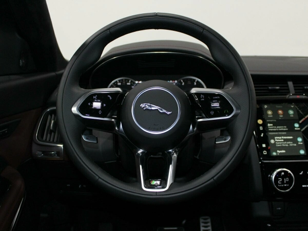 Jaguar E-Pace, I Рестайлинг фото №10