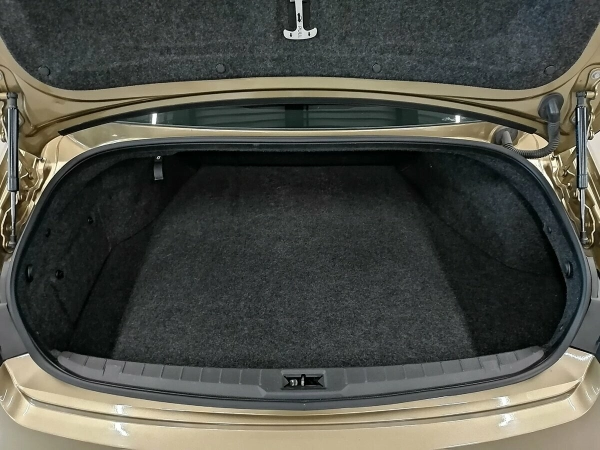 Infiniti Q60, II фото №6