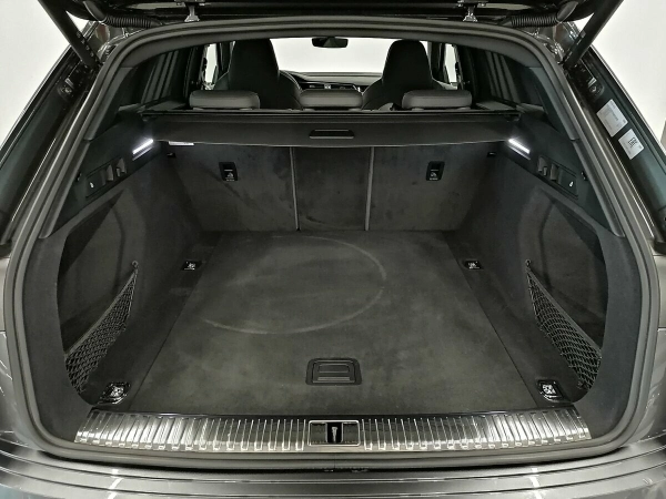 Audi e-tron S, I фото №6