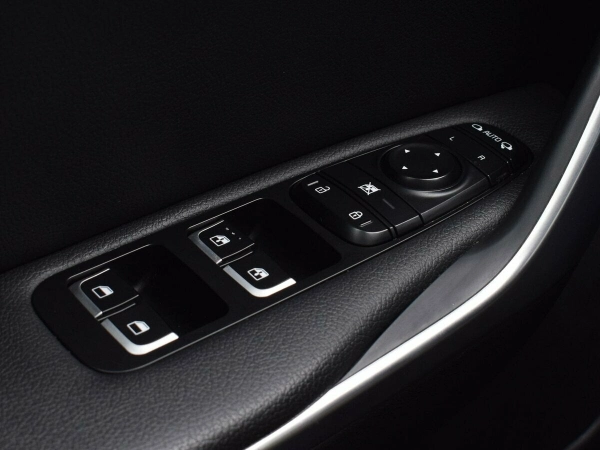 Kia Stinger, I фото №10