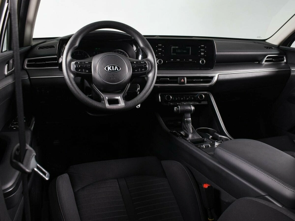 Kia K5, III фото №6