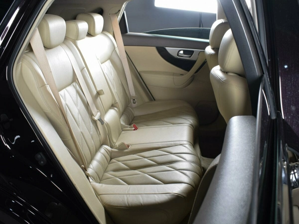 Infiniti QX70, I фото №14