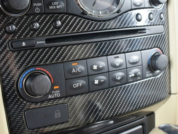 Infiniti QX70, I фото №9
