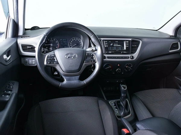 Hyundai Solaris, II фото №6