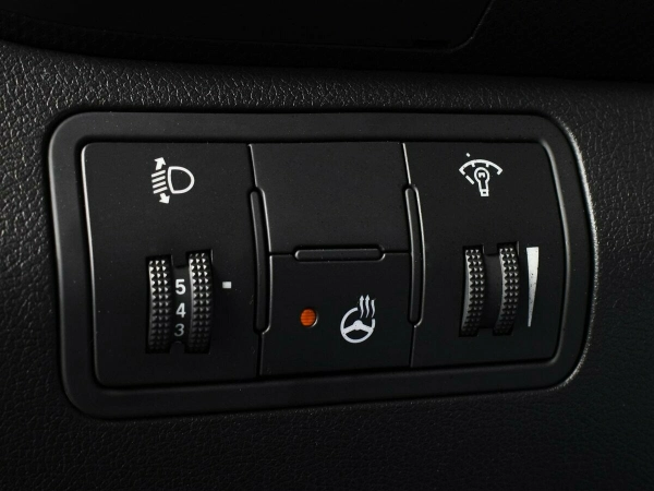 Hyundai Solaris, I фото №8