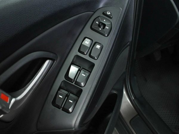 Hyundai ix35, I фото №8