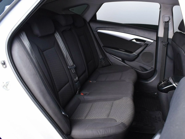 Hyundai i40, I фото №11