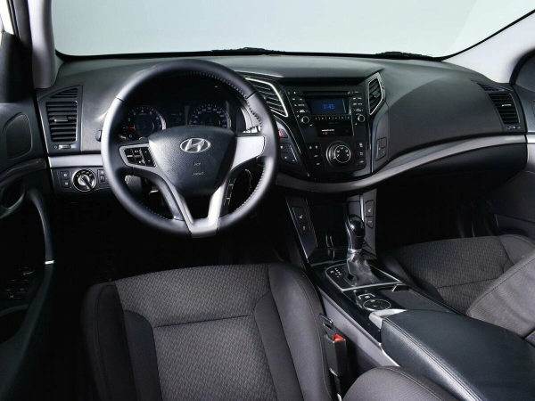 Hyundai i40, I фото №6