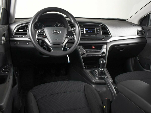 Hyundai Elantra, VI (AD) фото №6